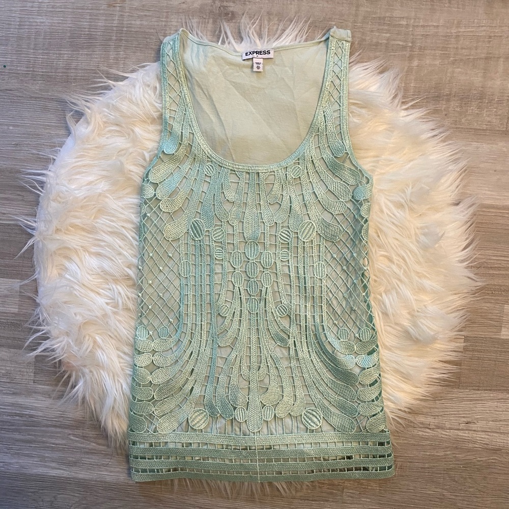 Beautiful express top